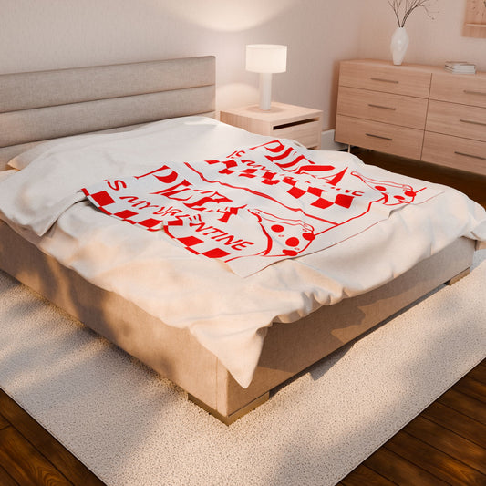 Y2KXROSES: Pizza Is My Valentine Plush Blanket - Cozy Valentine's Day Gift
